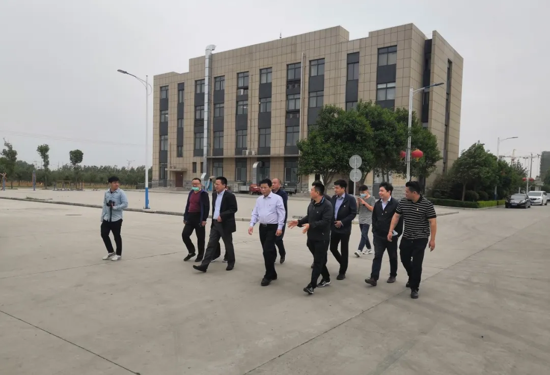 红旗戋戋委书记郑援越一行考察河南万博max体育官网入口疫情防控及复工复产情形